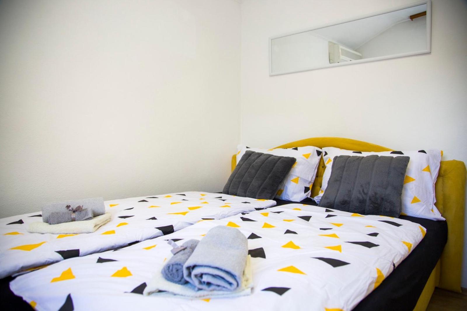 Apartman Puente Viejo Мостар Екстер'єр фото
