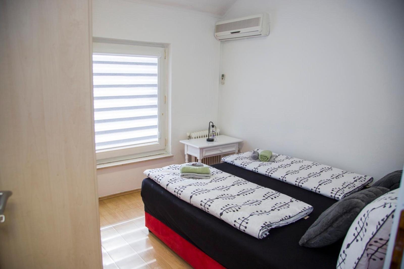 Apartman Puente Viejo Мостар Екстер'єр фото