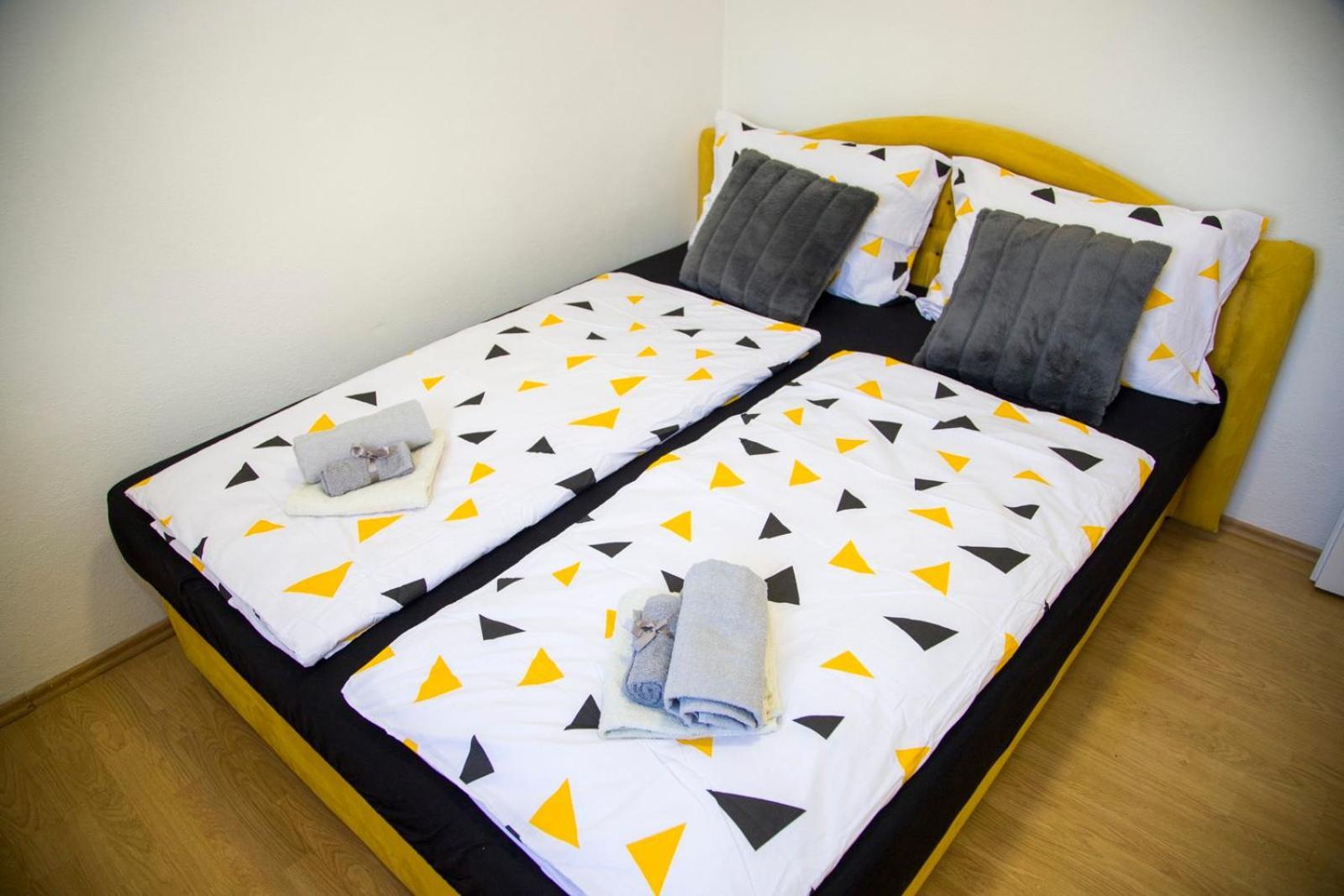 Apartman Puente Viejo Мостар Екстер'єр фото